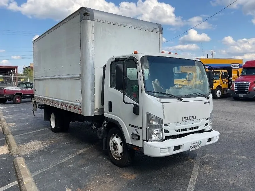 2020 Isuzu NPR photo 1