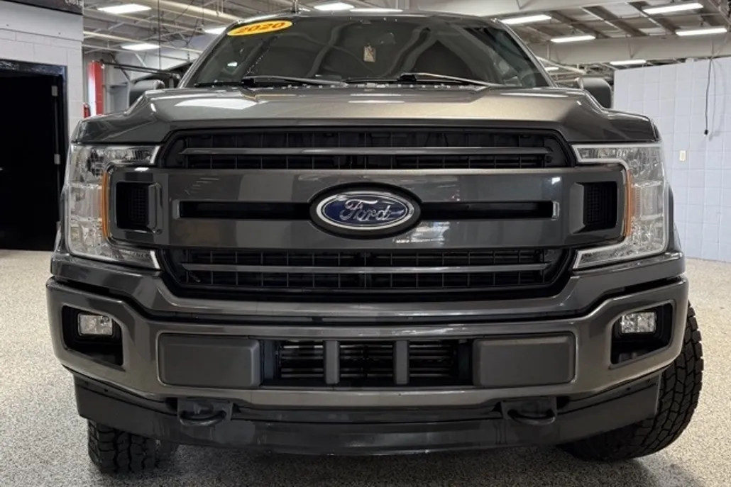 2020 Ford F-150 XLT photo 1