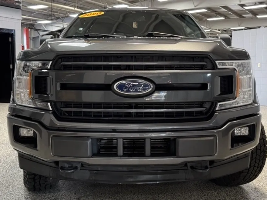 2020 Ford F-150 XLT photo 1