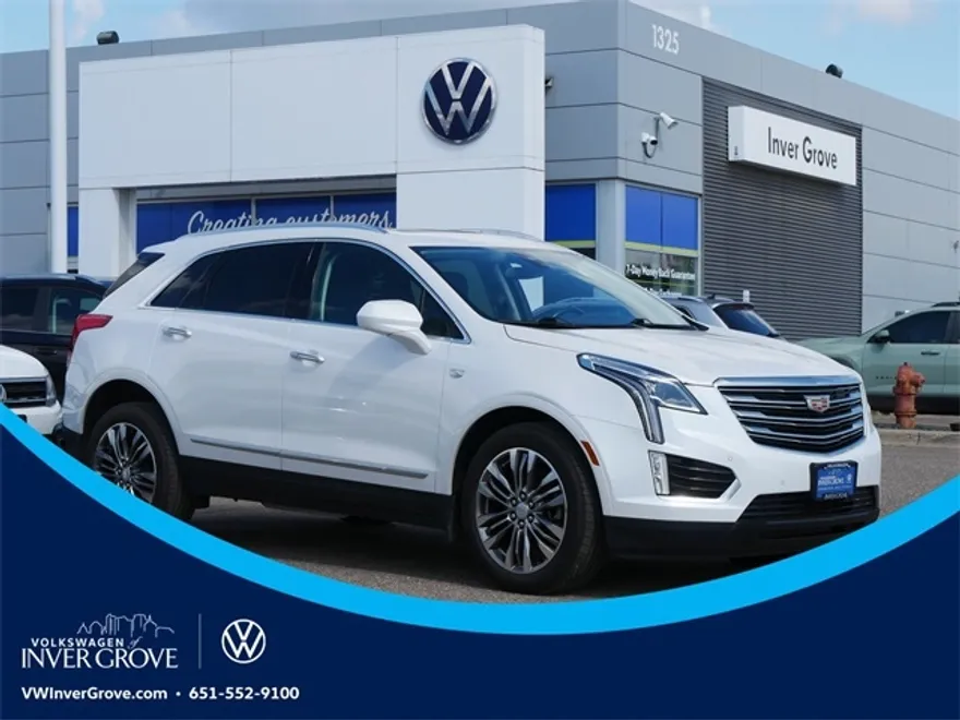 2018 Cadillac XT5 Premium Luxury photo 1
