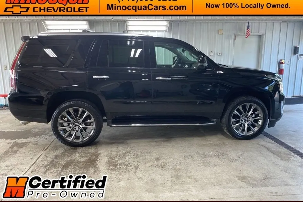 2019 Cadillac Escalade Luxury photo 1