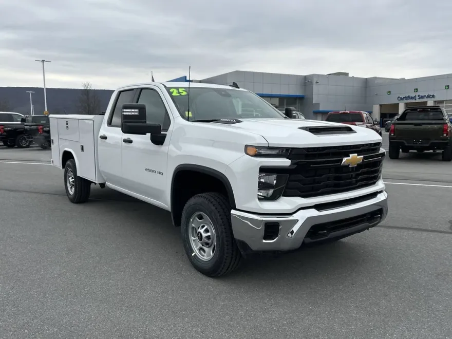 2025 Chevrolet Silverado 2500HD Work Truck photo 1