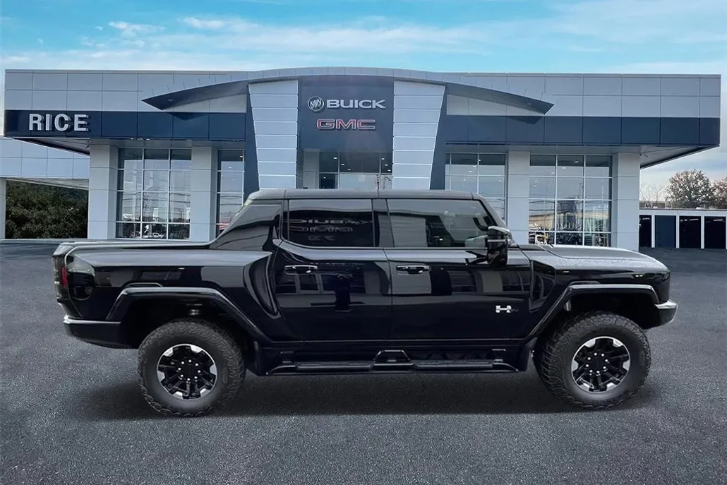 2024 Gmc Hummer EV Pickup photo 1