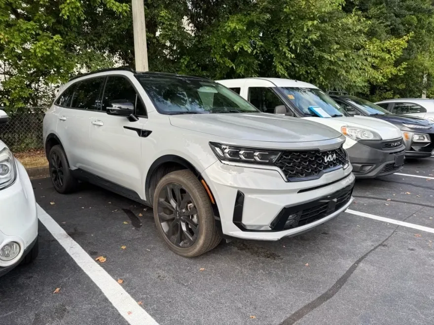2022 Kia Sorento SX photo 1