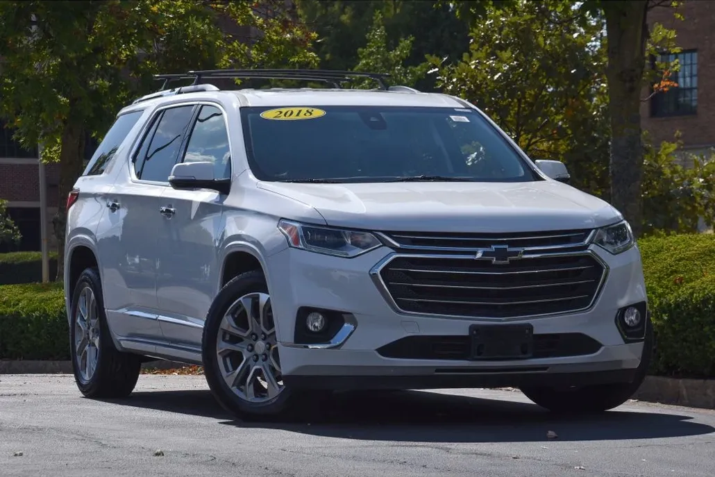 2018 Chevrolet Traverse Premier photo 1
