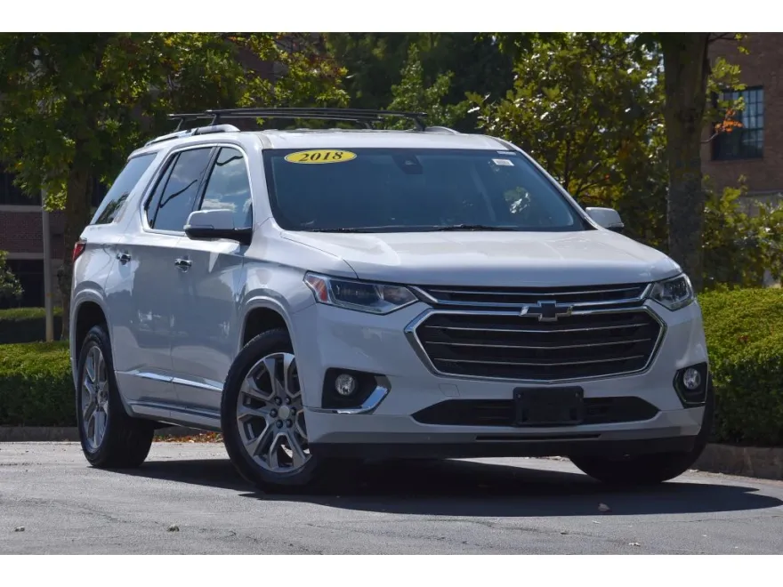 2018 Chevrolet Traverse Premier photo 1