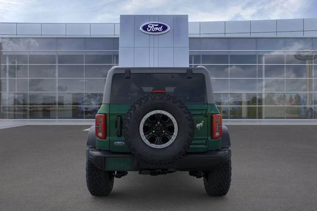 2025 Ford Bronco Badlands photo 1