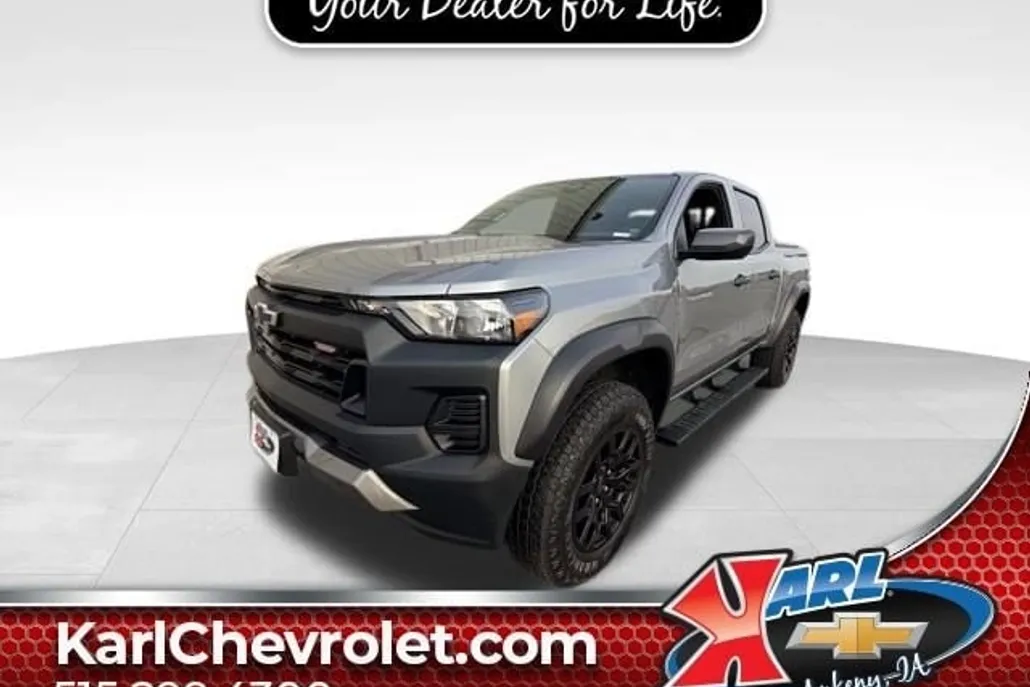 2025 Chevrolet Colorado Trail Boss photo 1