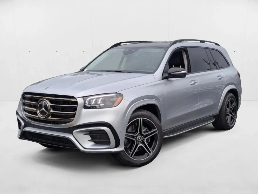 2026 Mercedes Benz GLS 450 4MATIC photo 1