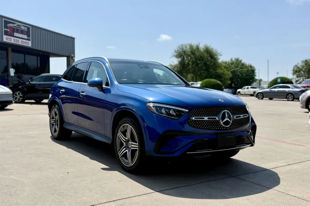 2023 Mercedes Benz GLC 300 AMG photo 1