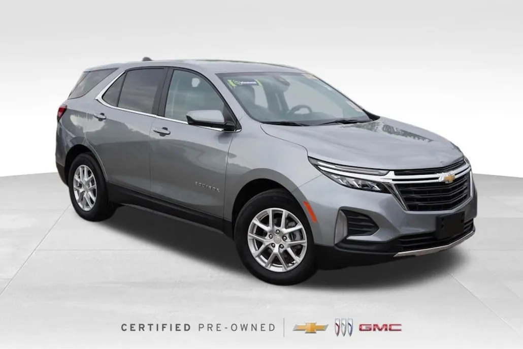 2023 Chevrolet Equinox LT photo 1