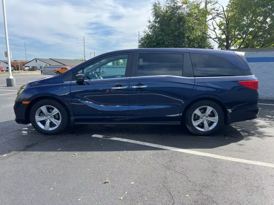 2019 Honda Odyssey EX-L photo 1