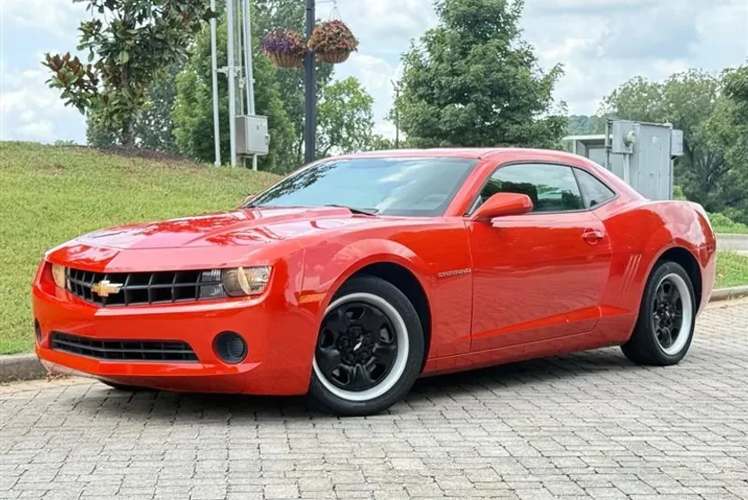2011 Chevrolet Camaro LS photo 1
