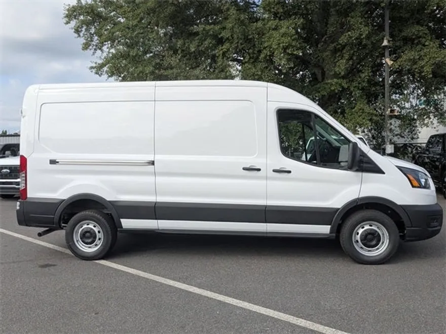 2025 Ford Transit Cargo Van photo 1