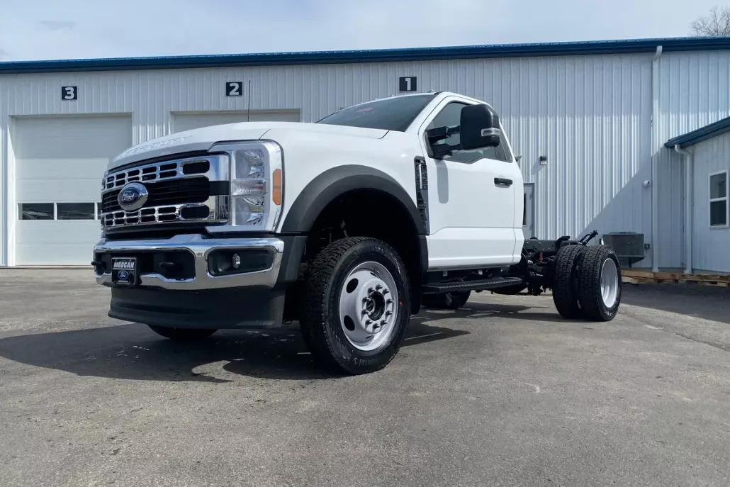 2025 Ford F-450 XL photo 1
