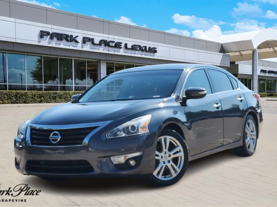 2013 Nissan Altima 3.5 SL photo 1