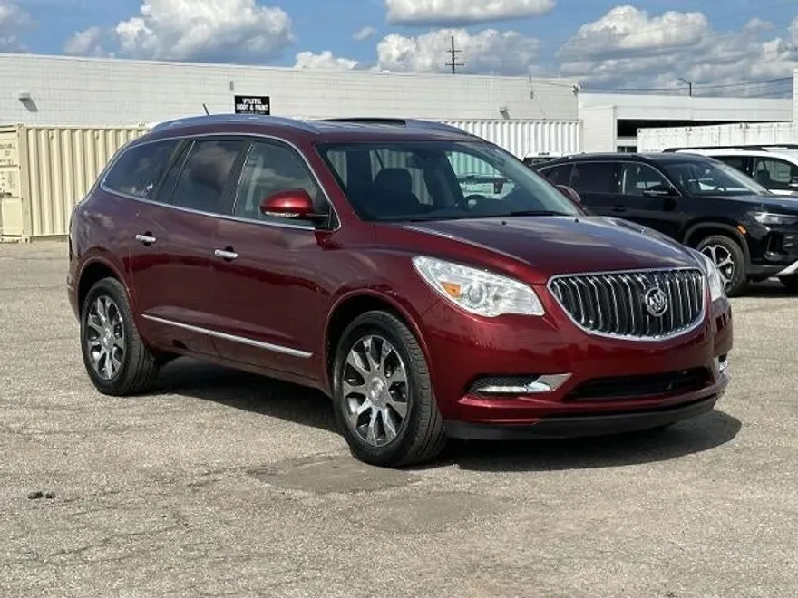 2017 Buick Enclave Leather photo 1