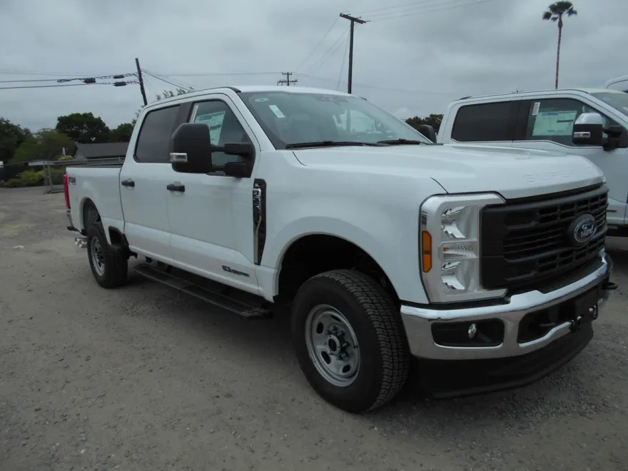 2025 Ford F-250 XL photo 1