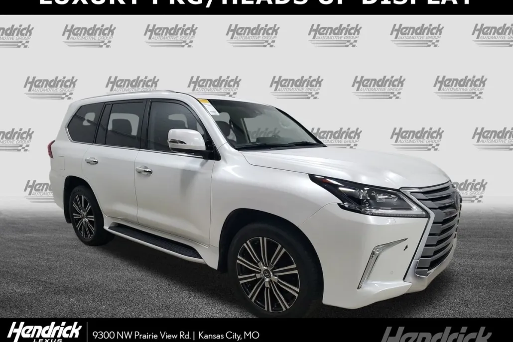 2018 Lexus LX 570 photo 1