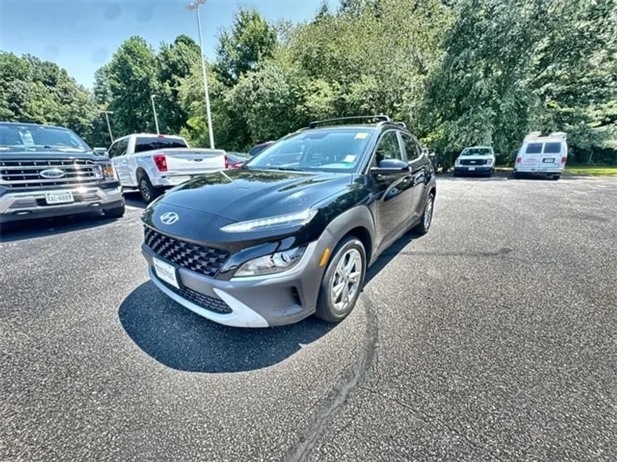 2023 Hyundai Kona SEL photo 1