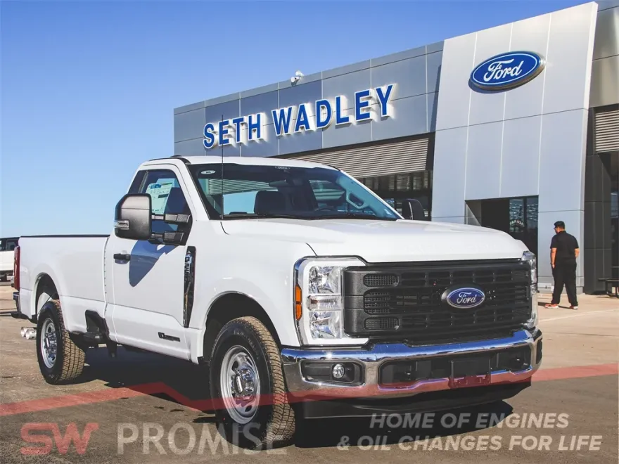 2025 Ford F-250 photo 1