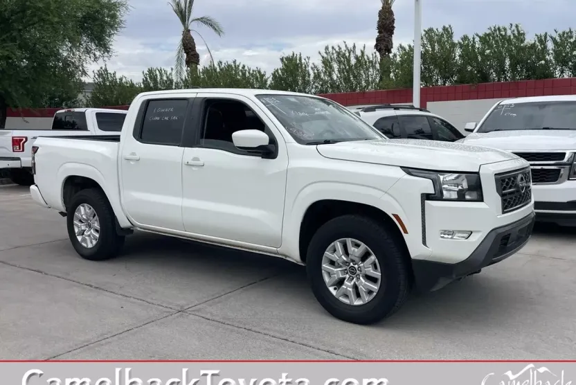 2024 Nissan Frontier SV photo 1