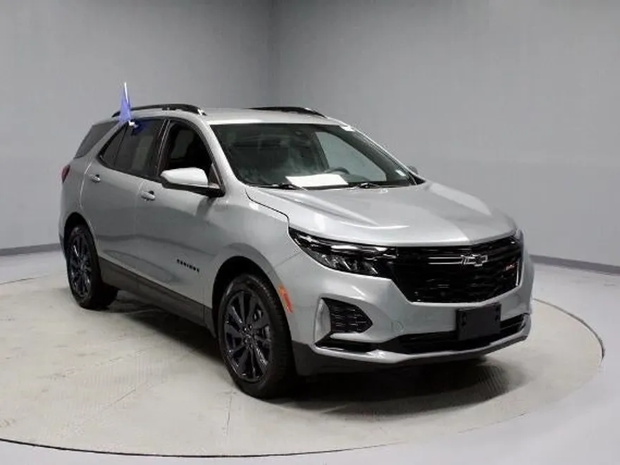 2024 Chevrolet Equinox RS photo 1