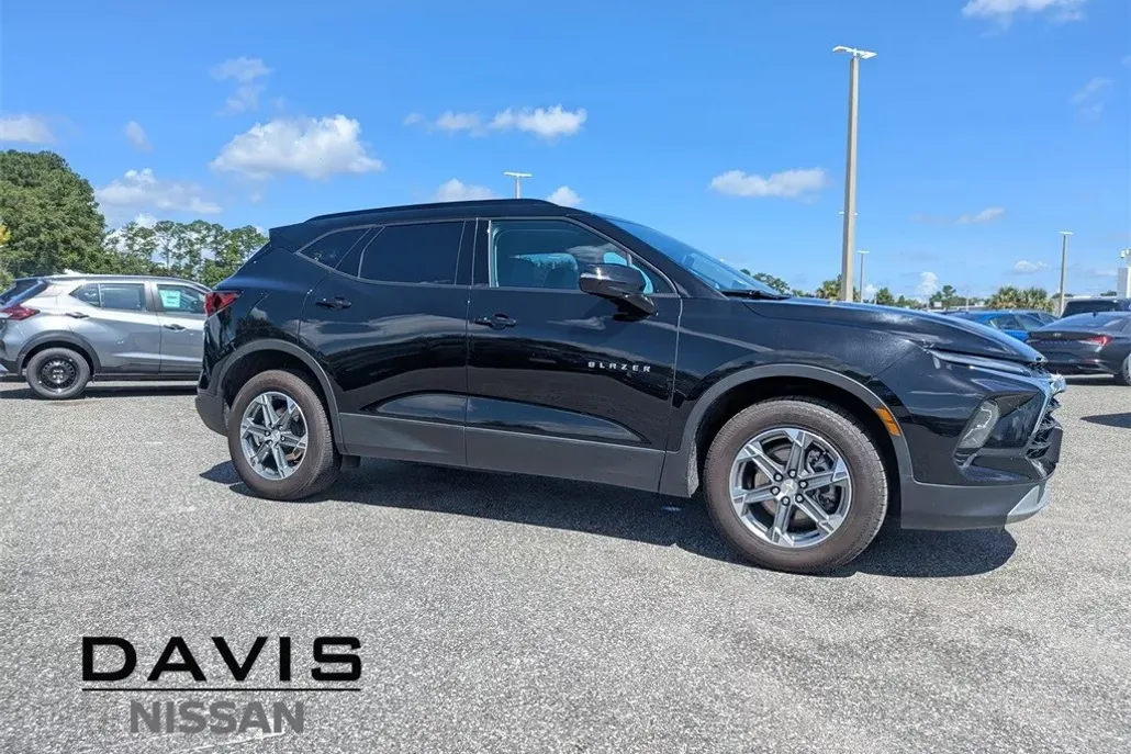 2024 Chevrolet Blazer 3LT photo 1