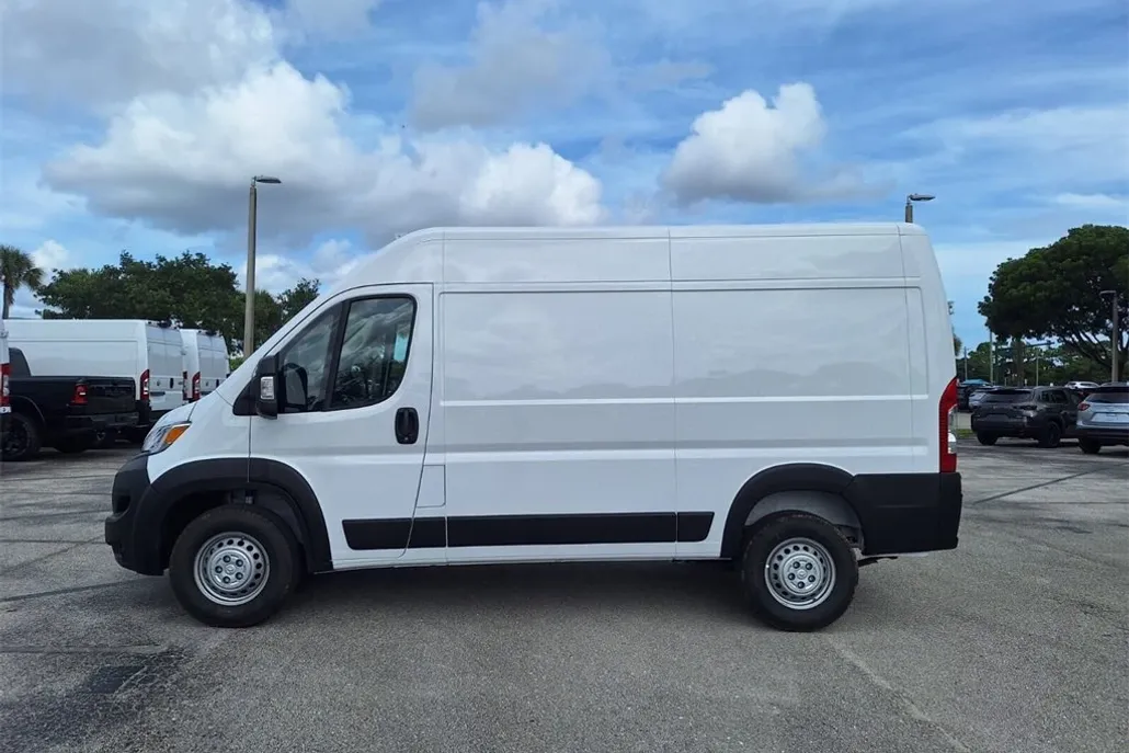 2025 Ram ProMaster 1500 photo 1
