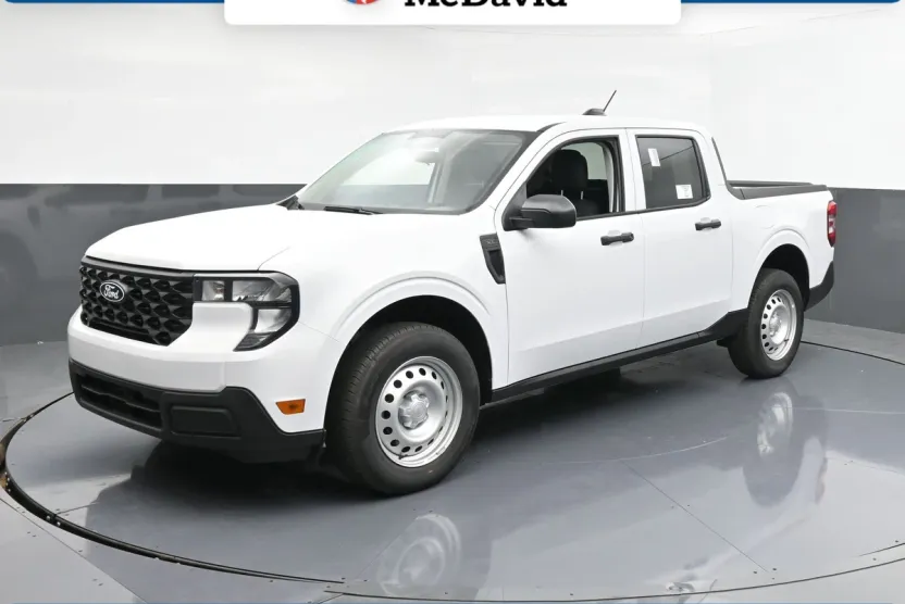 2025 Ford Maverick XL photo 1