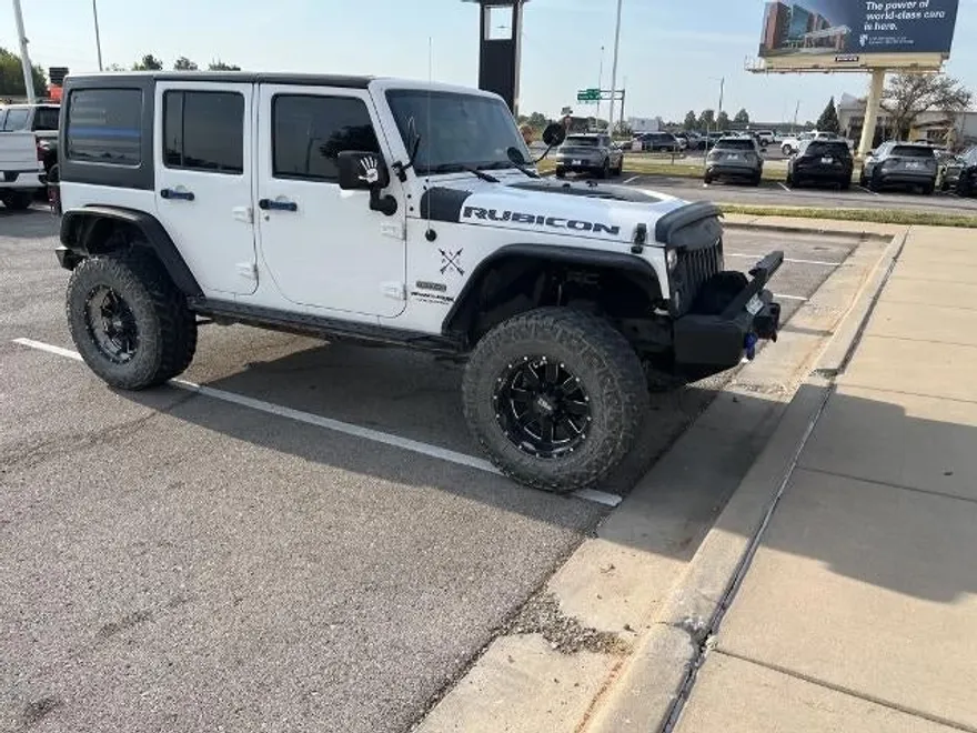 2018 Jeep Wrangler Unlimited Rubicon Recon photo 1