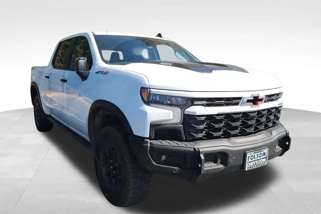 2024 Chevrolet Silverado 1500 ZR2 photo 1