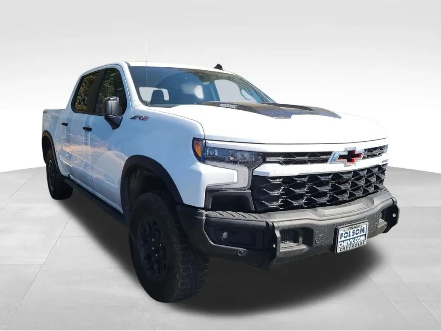 2024 Chevrolet Silverado 1500 ZR2 photo 1