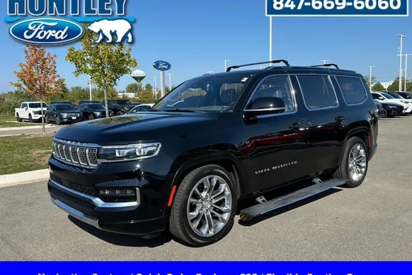 2022 Jeep Grand Wagoneer II photo 1