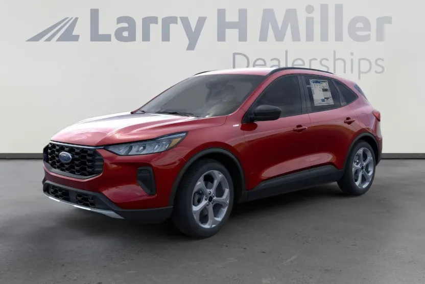 2025 Ford Escape ST-Line photo 1