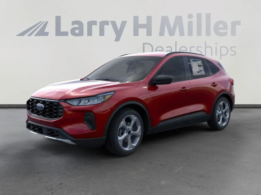 2025 Ford Escape ST-Line photo 1