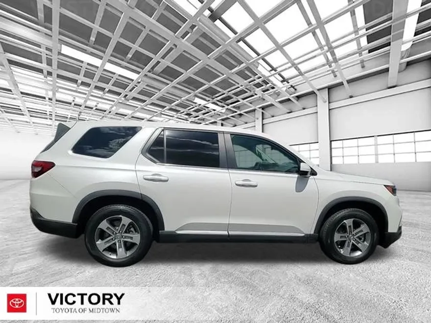2023 Honda Pilot EX-L photo 1