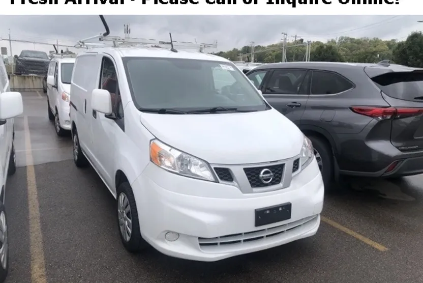2021 Nissan NV200 SV photo 1