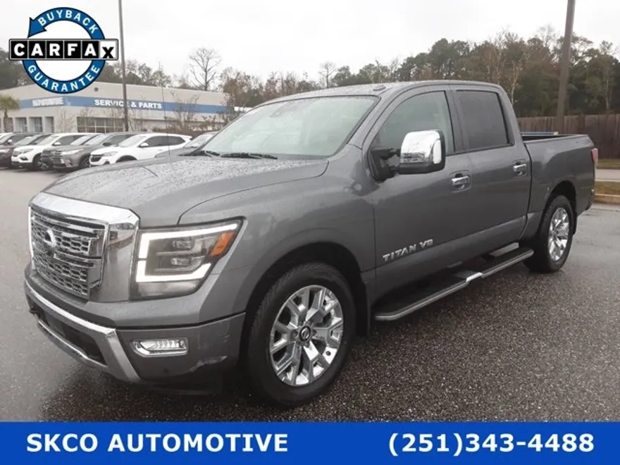 2020 Nissan Titan Crew Cab SL photo 1