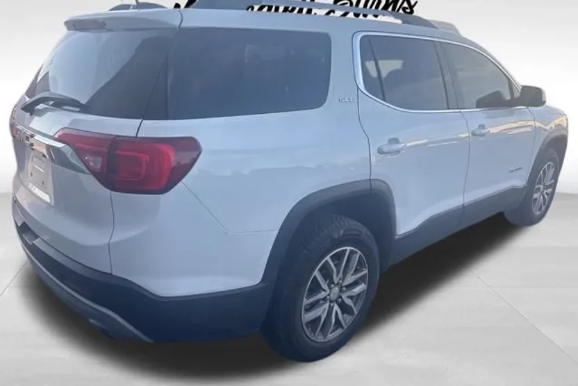 2019 Gmc Acadia SLE photo 1