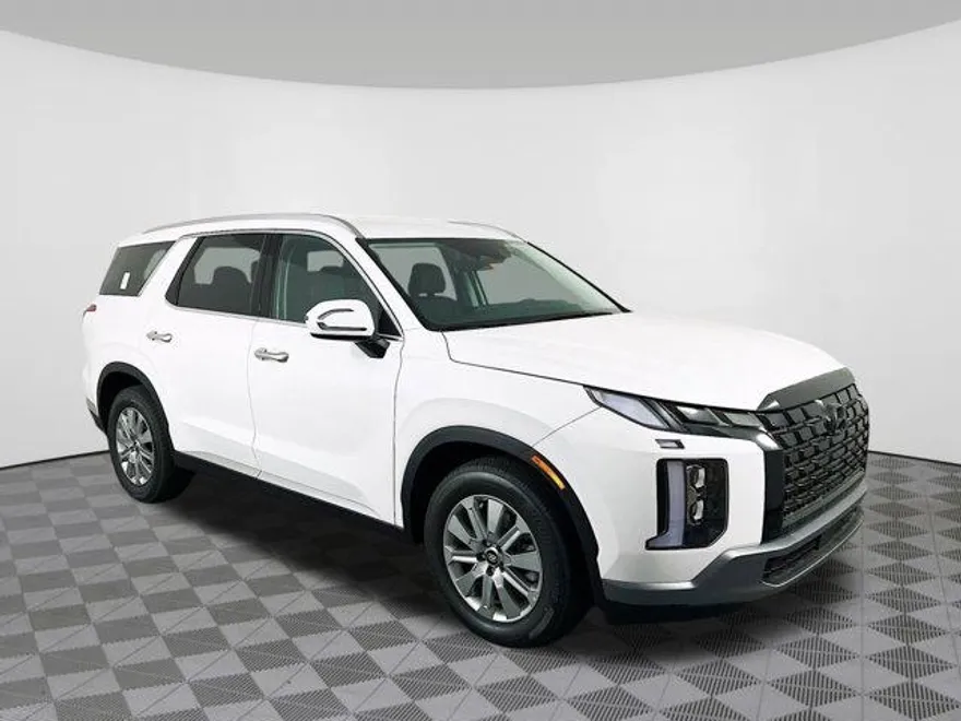 2025 Hyundai Palisade SEL photo 1