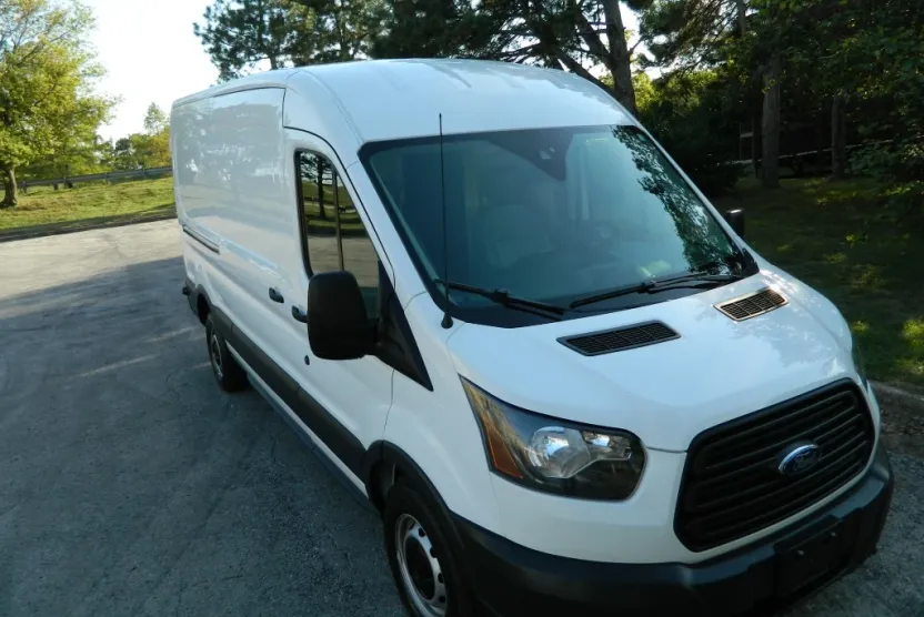 2017 Ford Transit Van photo 1