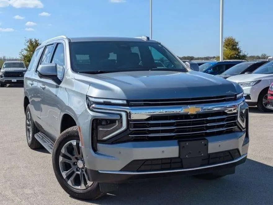 2025 Chevrolet Tahoe LT photo 1