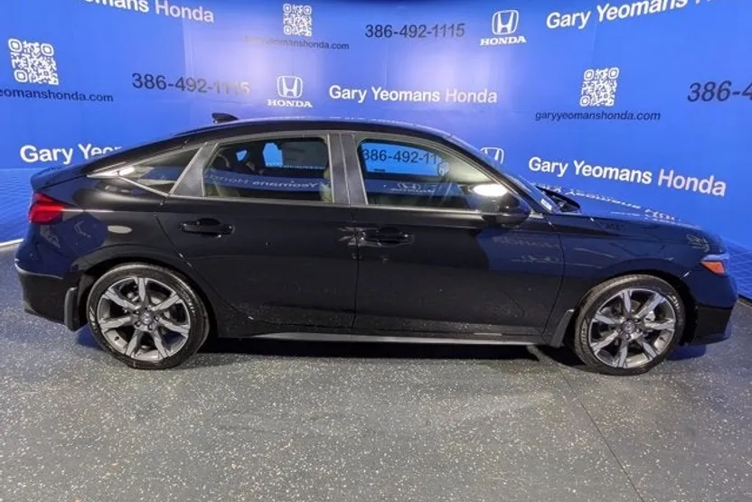 2025 Honda Civic Hybrid Sport Touring photo 1