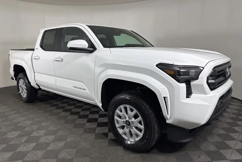 2025 Toyota Tacoma SR5 Double Cab photo 1