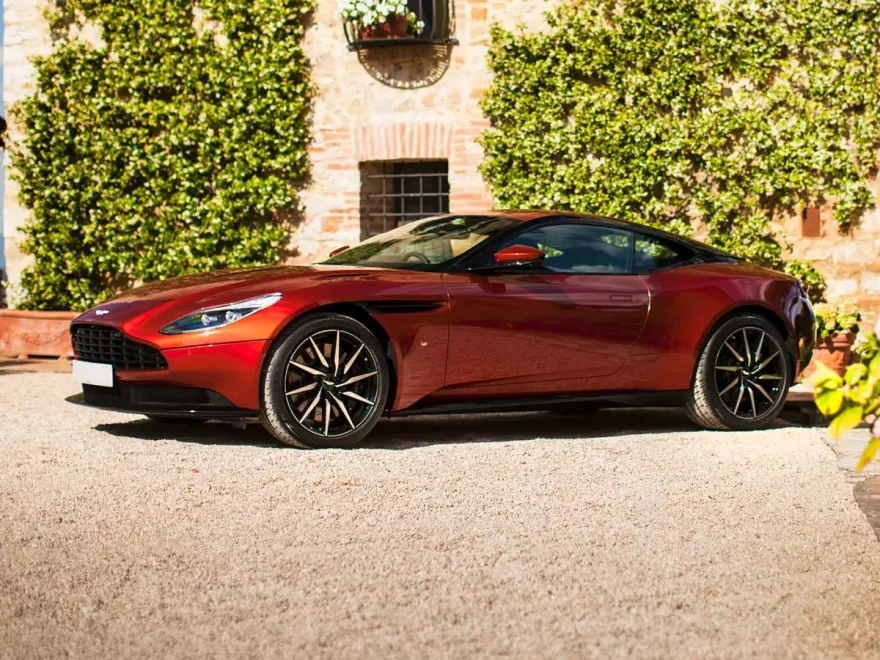 2019 Aston Martin DB11 AM5 photo 1
