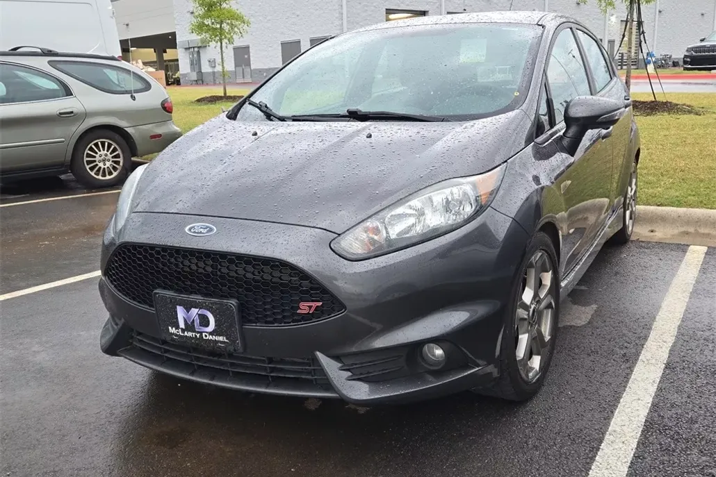 2019 Ford Fiesta ST photo 1