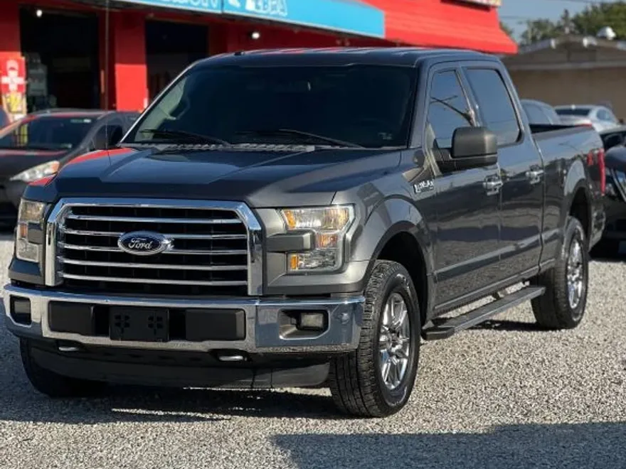 2015 Ford F-150 photo 1