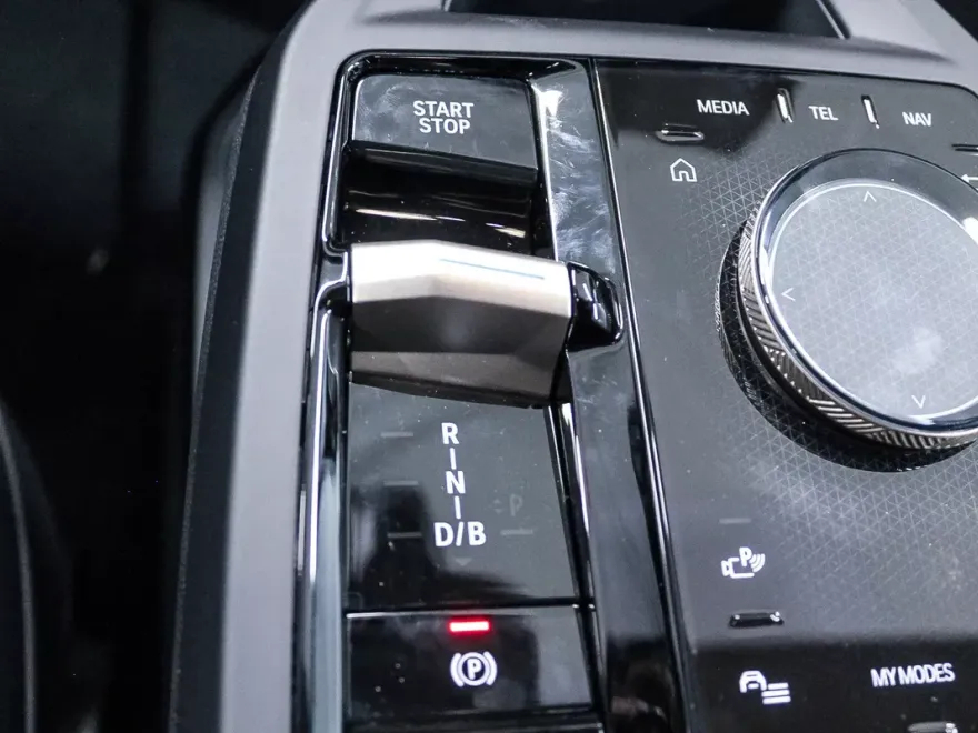 2026 Bmw iX photo 21