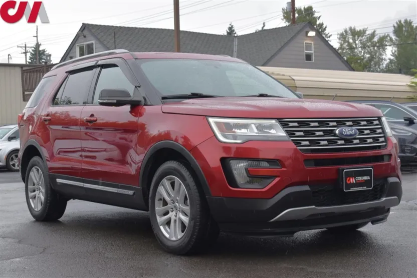 2018 Ford Explorer XLT photo 1